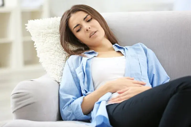 Skuteczne sposoby na bóle menstruacyjne, które przynoszą ulgę