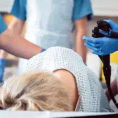 Ile się czeka na gastroskopię NFZ? Zaskakujące fakty o oczekiwaniach
