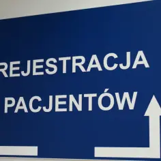 Jak zapisać się do dentysty na NFZ bez kolejek i stresu – krok po kroku