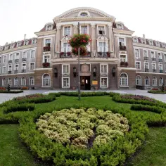 Gdzie NFZ Białystok kieruje do sanatorium? Lista placówek i procedura skierowania