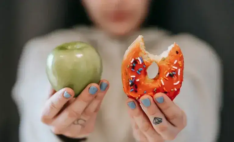 Zdjęcie Podwyższony cholesterol objawy: jak je rozpoznać i co robić?